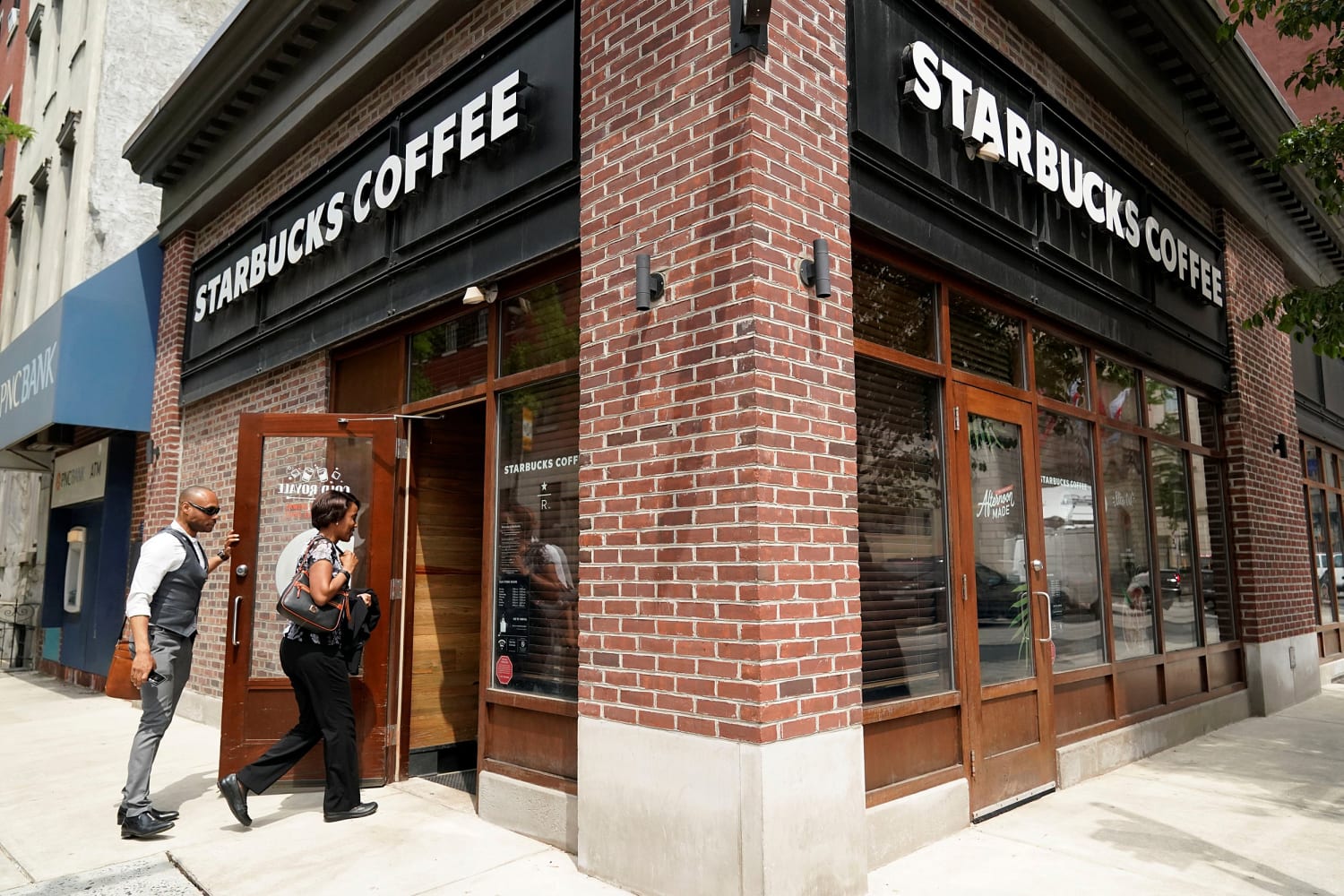 an image of Starbuck's building in Philadelphia